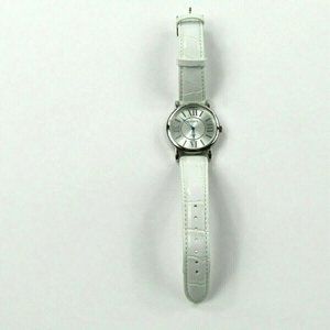 Dufonte 83030SL Steel Water Resist White Leather Band Womens Watch Not Working